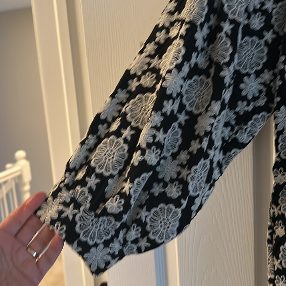Tuckernuck Hyacinth House Black and White Floral Long Sleeve Dress - Picture 4 of 7